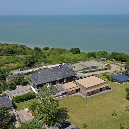 Bed and Breakfast Domaine Du Grand Bec Виллервиль Экстерьер фото