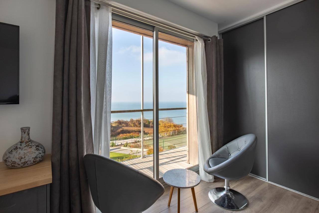 Bed and Breakfast Domaine Du Grand Bec Виллервиль Экстерьер фото
