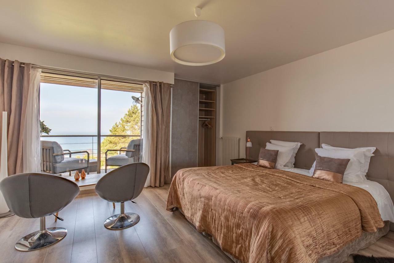 Bed and Breakfast Domaine Du Grand Bec Виллервиль Экстерьер фото